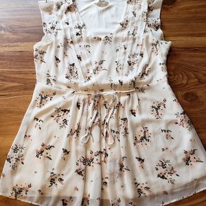 Floral Maternity/Nursing shirt